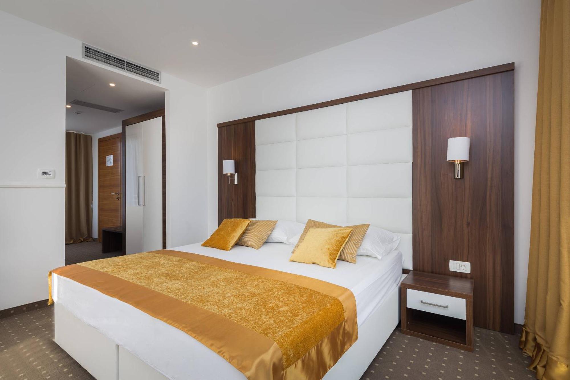 Hotel Perla Rogoznica  Eksteriør billede
