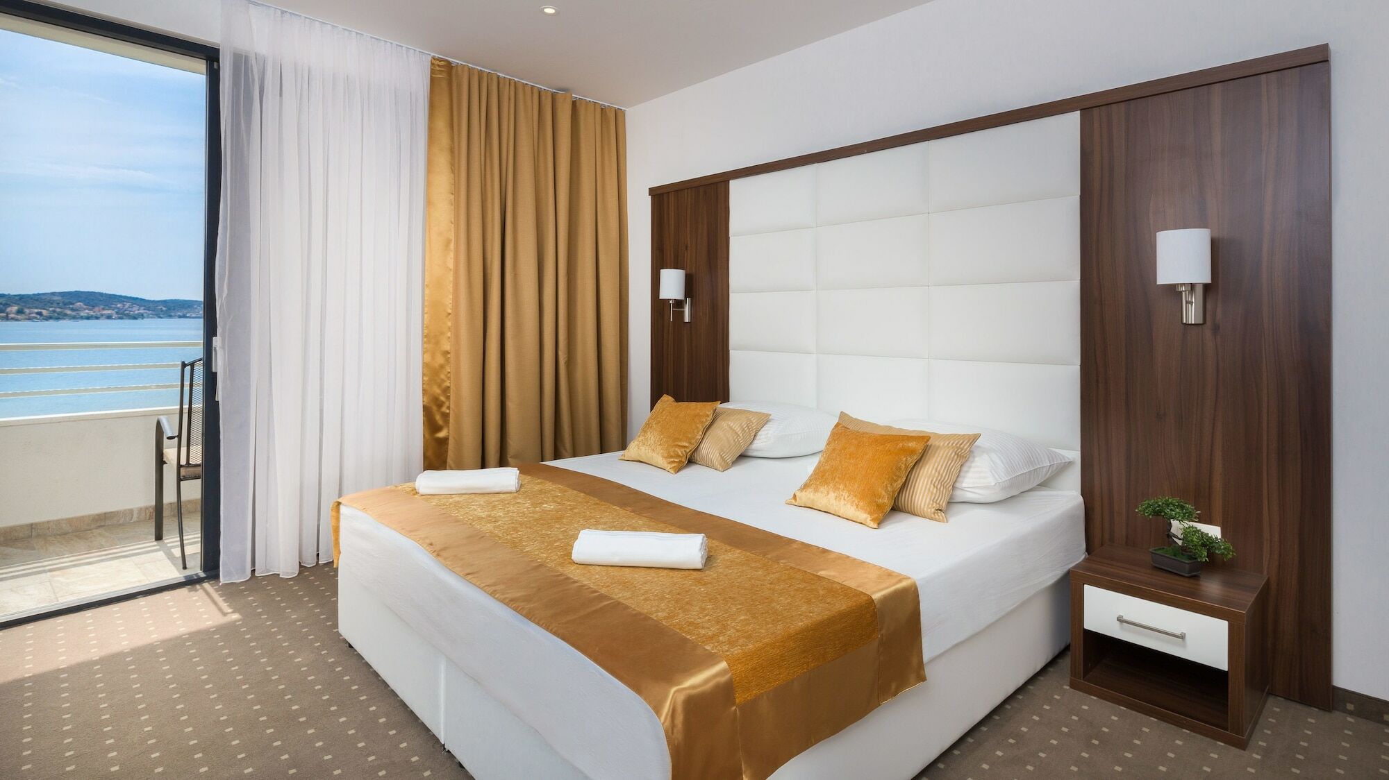 Hotel Perla Rogoznica  Eksteriør billede