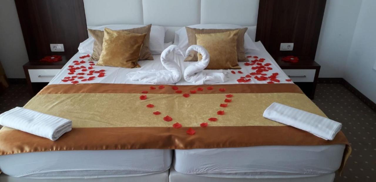 Hotel Perla Rogoznica  Eksteriør billede